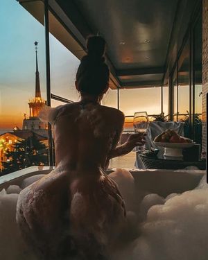 PNNED BY MALOGRADAZO