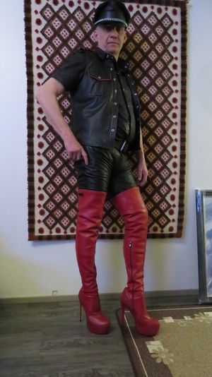 Finnish Juha Vantanen,full leather and red boots