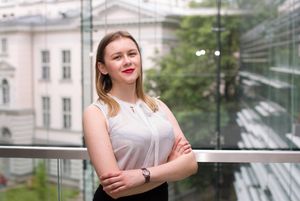 There is something about a nerdy gal with big tits...they don't know how sexy they are.