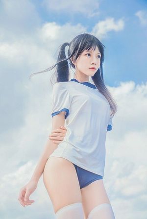 Sexy anime babe