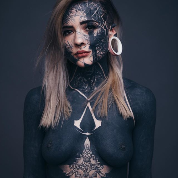 Nadine Andersen tattooed model