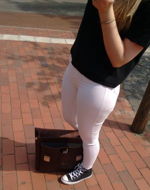 Teen in tight white Jeans