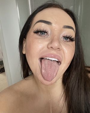 Sexy babe proud to be painted in cum