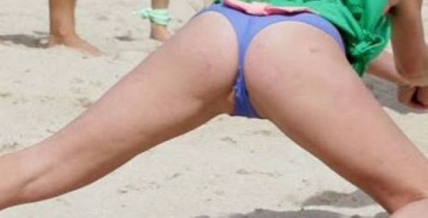 beach volleyball ass