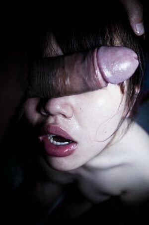 She likes what she see's...