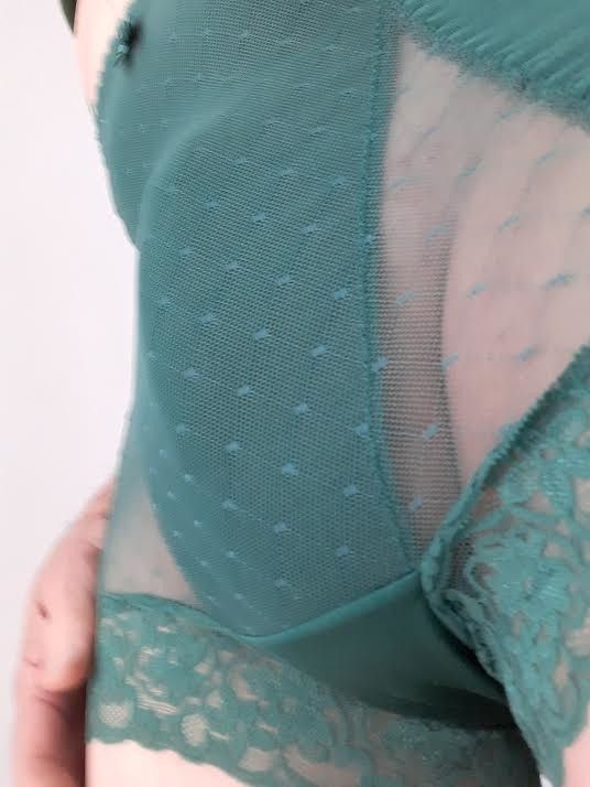 Cock's wearing the green today . . . more later