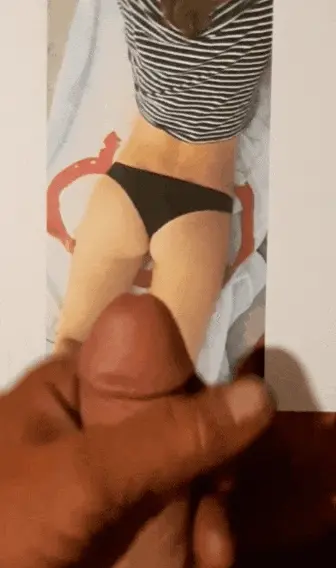 I wanna cum on you @Three155