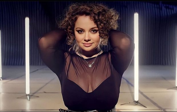 Carrie Hope Fletcher