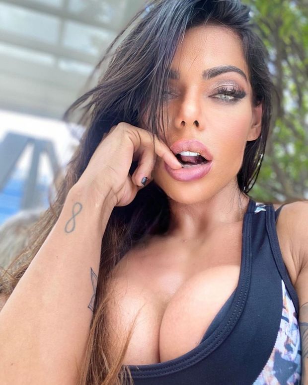 Suzy Cortez