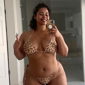 Tabria Majors looking sexy in her bikini