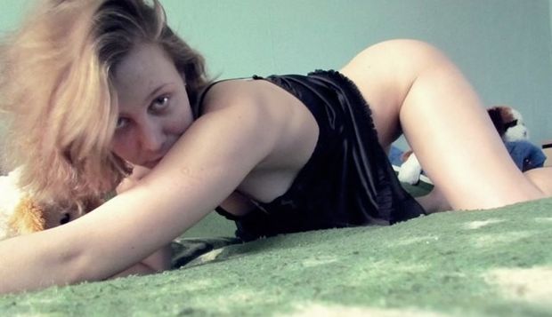 horny  babe craving big cock PLI