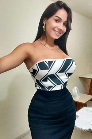 Transexuel célibataire sur Le Mans dans la Sarthe 72 veut trouver son homme !