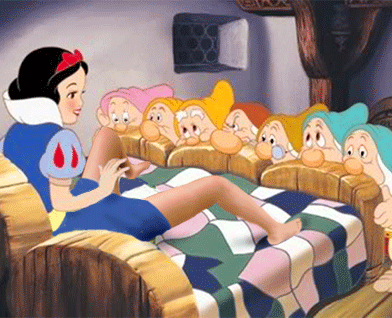 What is Snow White showing the 7 dwafs