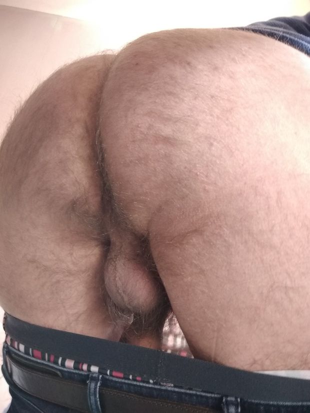 Beau cul pour accueillir bite affamé