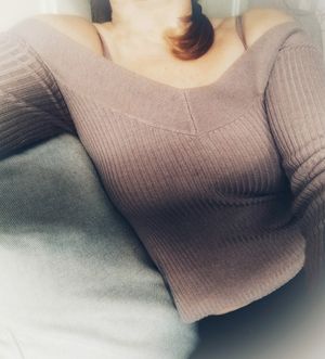 Looking for a nice manly chest to crowl against. Will you come and join me?