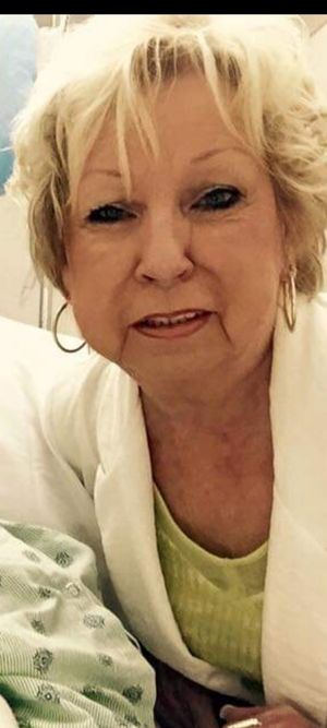 Joann loves sucking big black cocks ❤