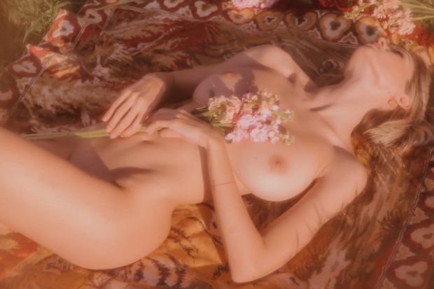 nude flower