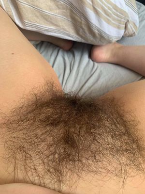 Just amazing. Her hairy bush smells so good.