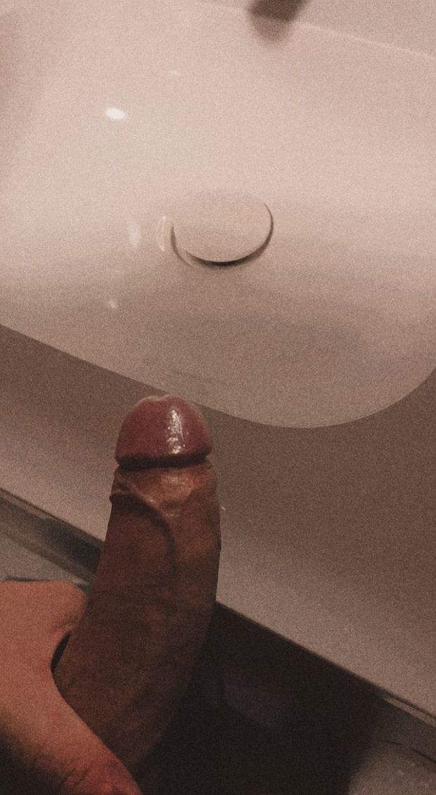 Sink best place to wank