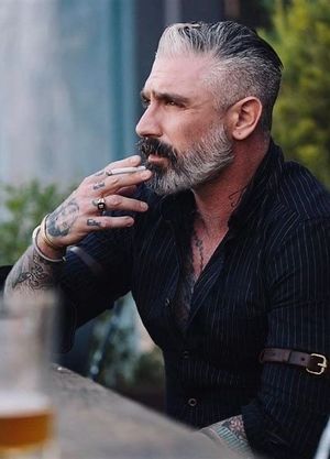 I don’t like smoking, but.....!