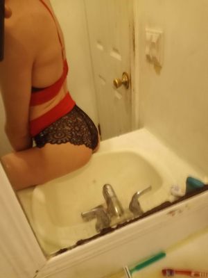 Hungry for some big dick