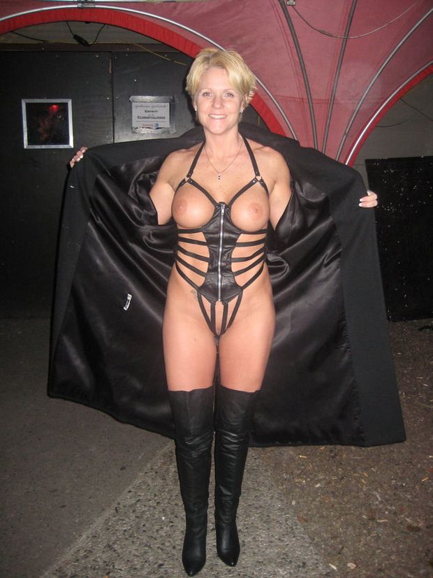 Sexy milf