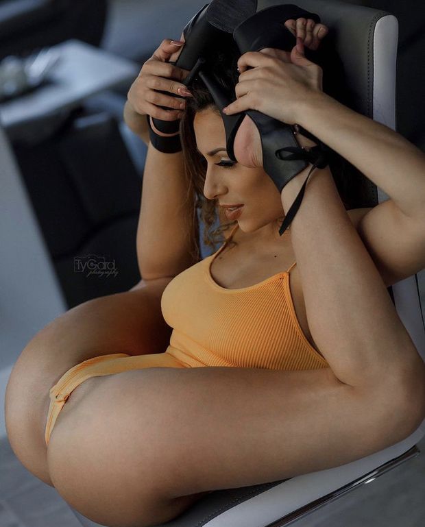 Definitely seeing sum pussy eating and ass licking in her future!!