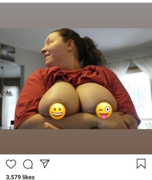 Ex wife gets nude for Instagram