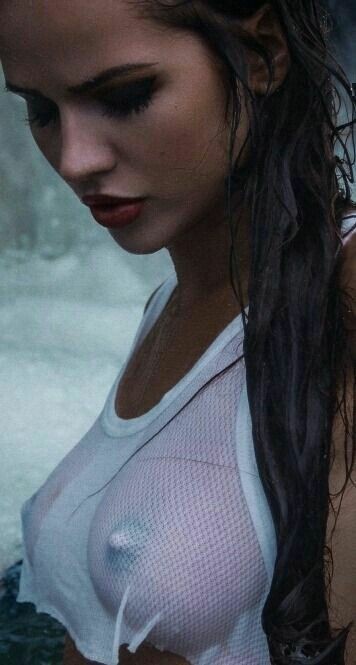 wet thsirt contest