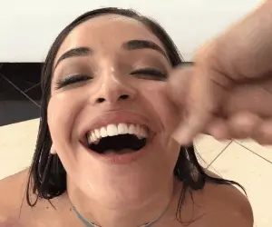 she is happy bukkae on face