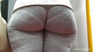 PLUMP PHAT ASS TEEN!