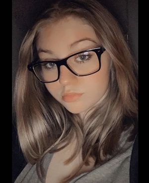 Gorgeous selfie in glasses.