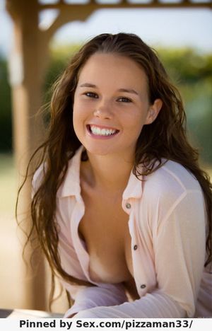 very cute smile, very cute nipple slip