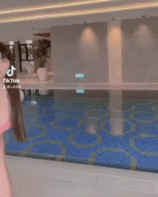 IG: c.0214 bikini dance