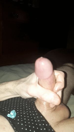 I wore panties and had a great cum!