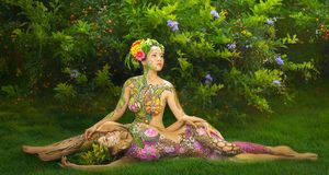 outdoors body painting