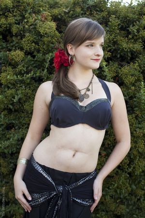 Alexandra Graham belly dancer