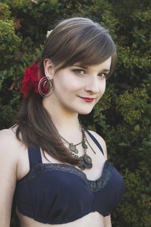 Alexandra Graham belly dancer