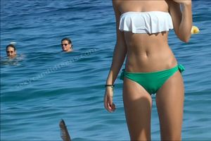 Sexy Bikini Cameltoe Teen Beach Voyeur