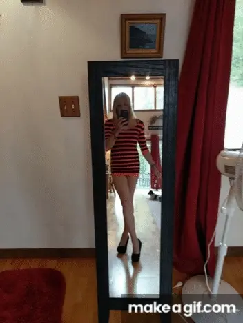 Shemale dressed-undressed