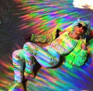 The cute GRANNY, Baddie Winkle. ❤️