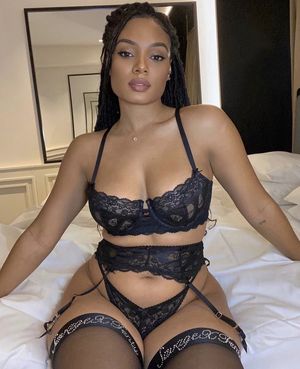 Hot ebony in sexy lingerie