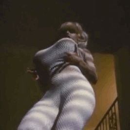 Enteada sensualizando