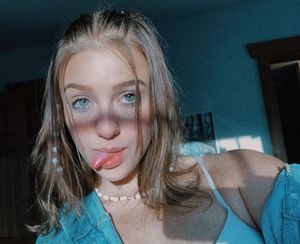 Worthless slut for jerking material