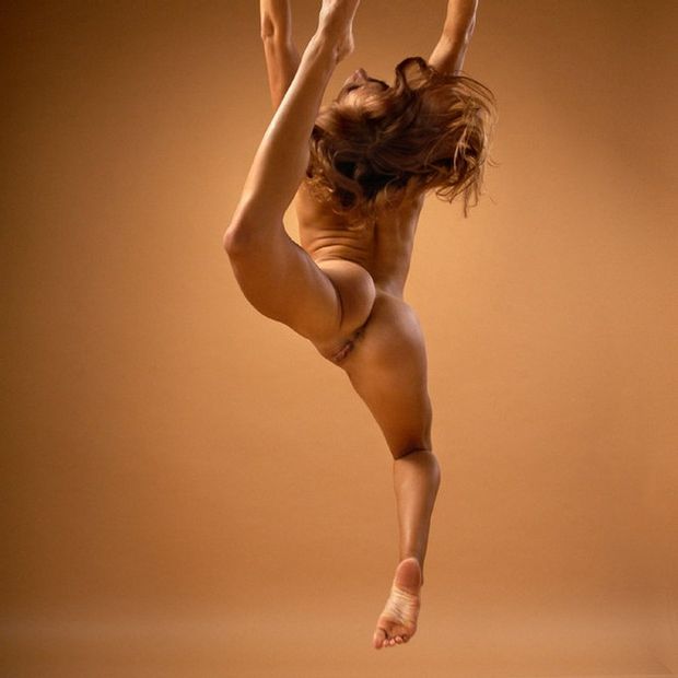 fighe nude, ginnaste nude, ragazzine nude, fighe nude di 18 anni, sportive nude, atlete nude, ragazze nude, donne nude, tettine, tette nude,