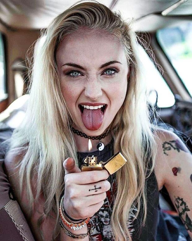 Sophie Turner wants you to replace her lighter