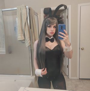 LemonKiwi dressed as Bunnygirl