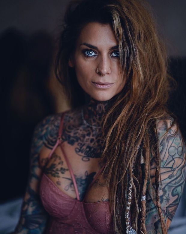VICTORIA