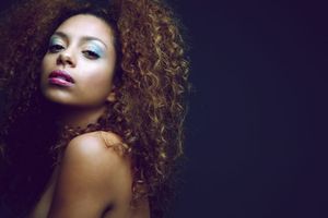 A woman accidentally winds up in a solitary confinement room with a doctor, and things are about to get crazier.