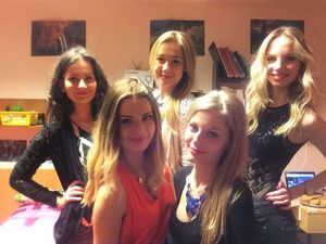 Choose one and f*ck her hard! 18 ❤️